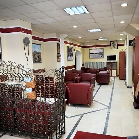 Saray فندق أديرني