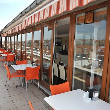 Hotel Saray