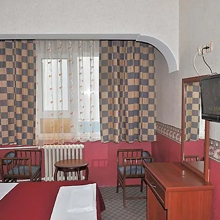 Hotel Saray 3*
